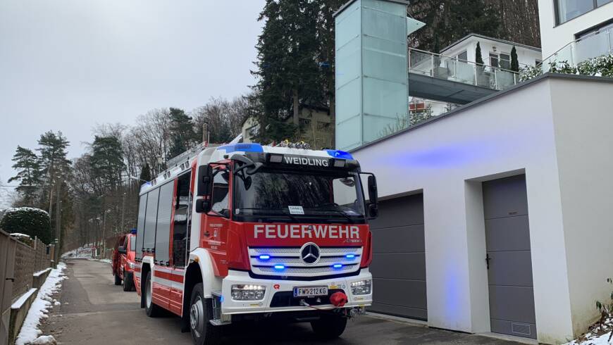 Technischer Einsatz – Personen im Aufzug