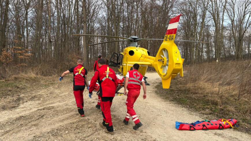 Tragehilfe für das Rote Kreuz