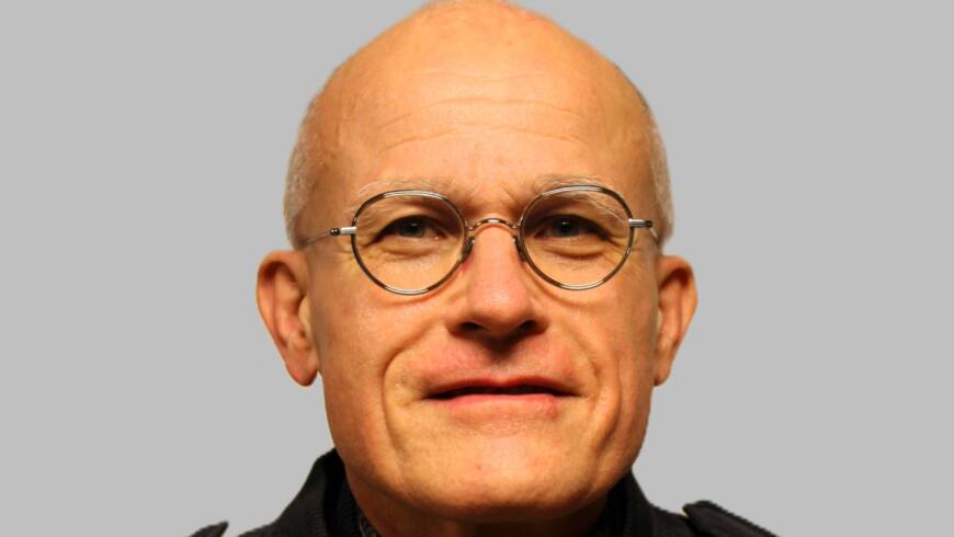 Dr Patrick Lajtha